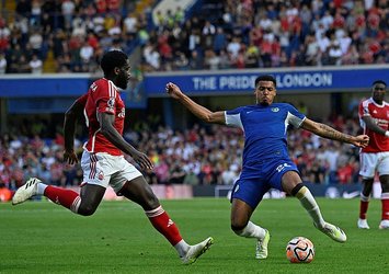 Chelsea'ye evinde şok!