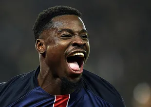 Aurier, Tottenham Hotspur'da