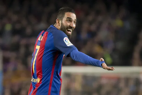 Arda Turan'ın menajeri Inter yöneticileriyle görüştü
