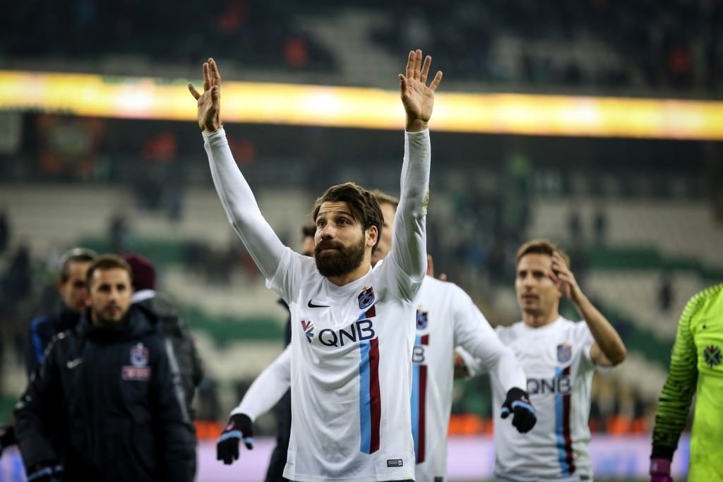 Olcay Şahan üçlü çektirdi