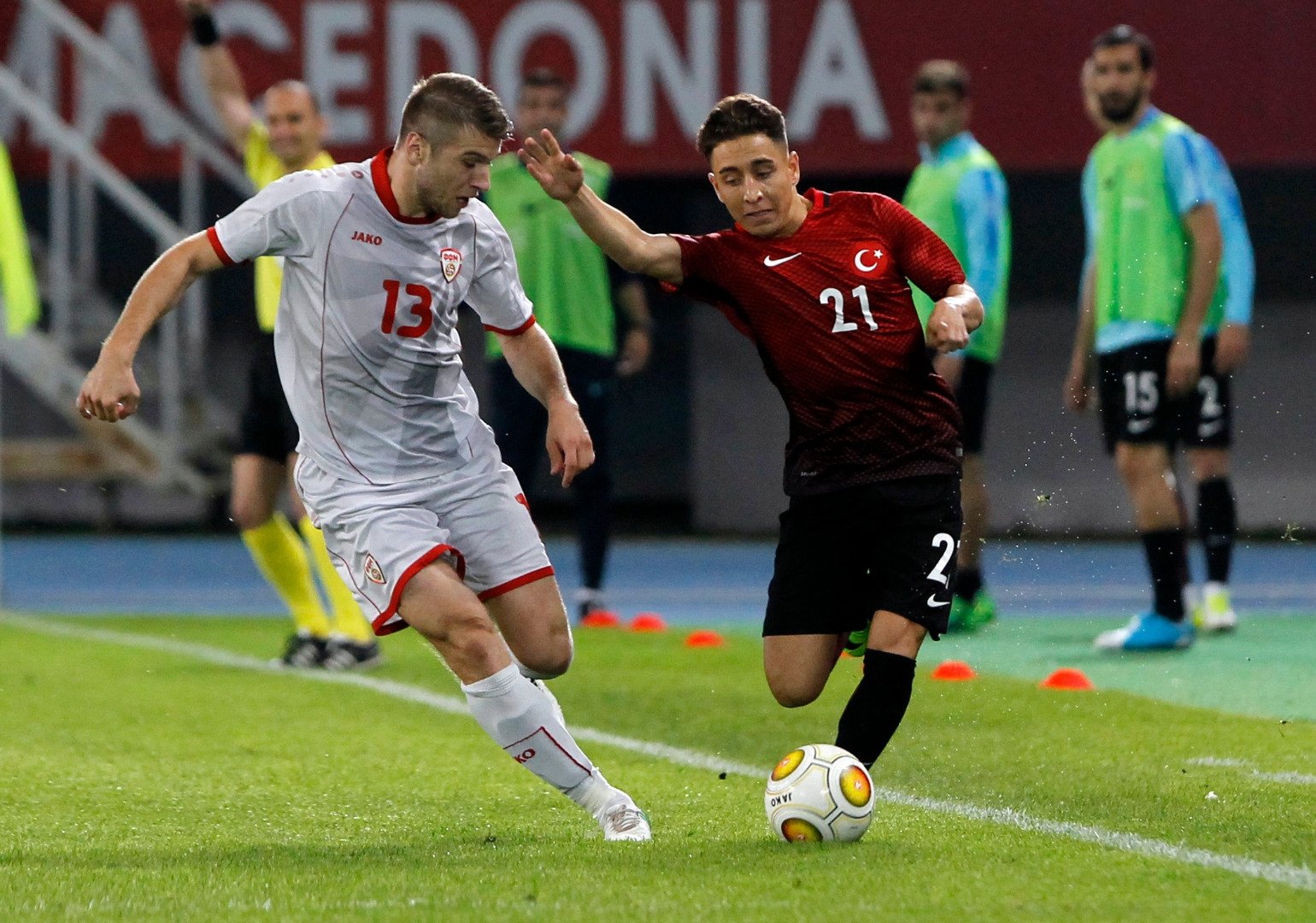 Fenerbahçe’den Emre Mor’a teklif