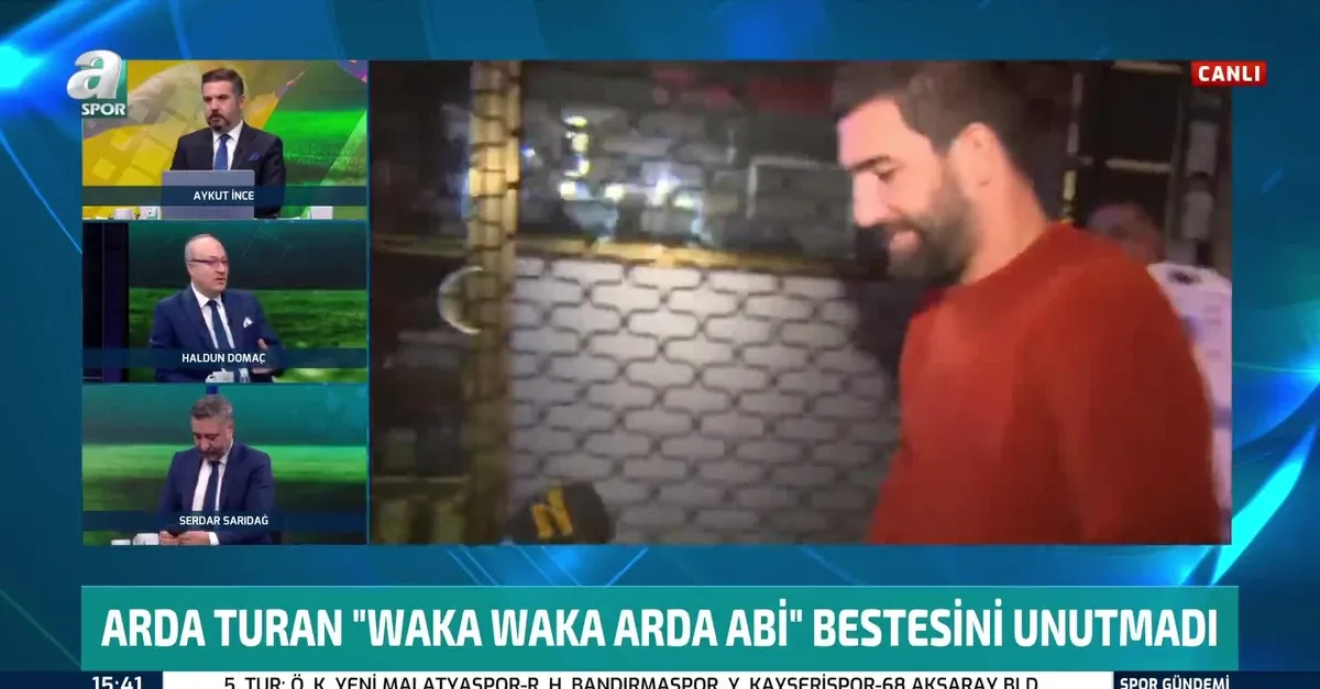 Arda Turan ve Mustafa Ceceli "Waka Waka Arda Abi" şarkısını seslendirdi!
