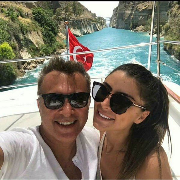 Beşiktaş başkanı Fikret Orman, Tuğba Coşkun’la fena yakalandı!