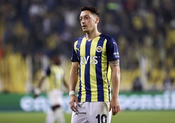 Mesut'un oynaması yönetime mi bağlı? "Pereira'ya sabredilse..."