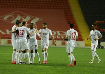 Sivas deplasmanda kazandı!