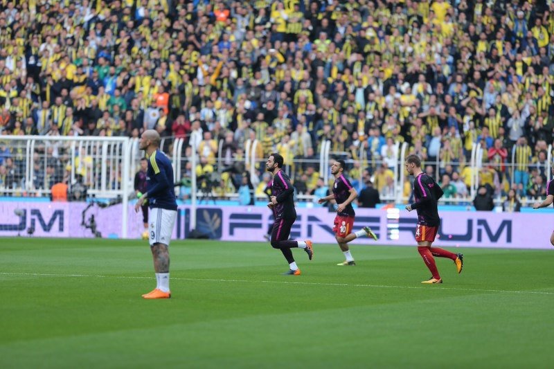 Volkan ve Muslera’dan örnek hareket