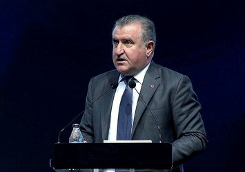 Bakan Bak'tan F.Bahçe'ye tebrik mesajı!