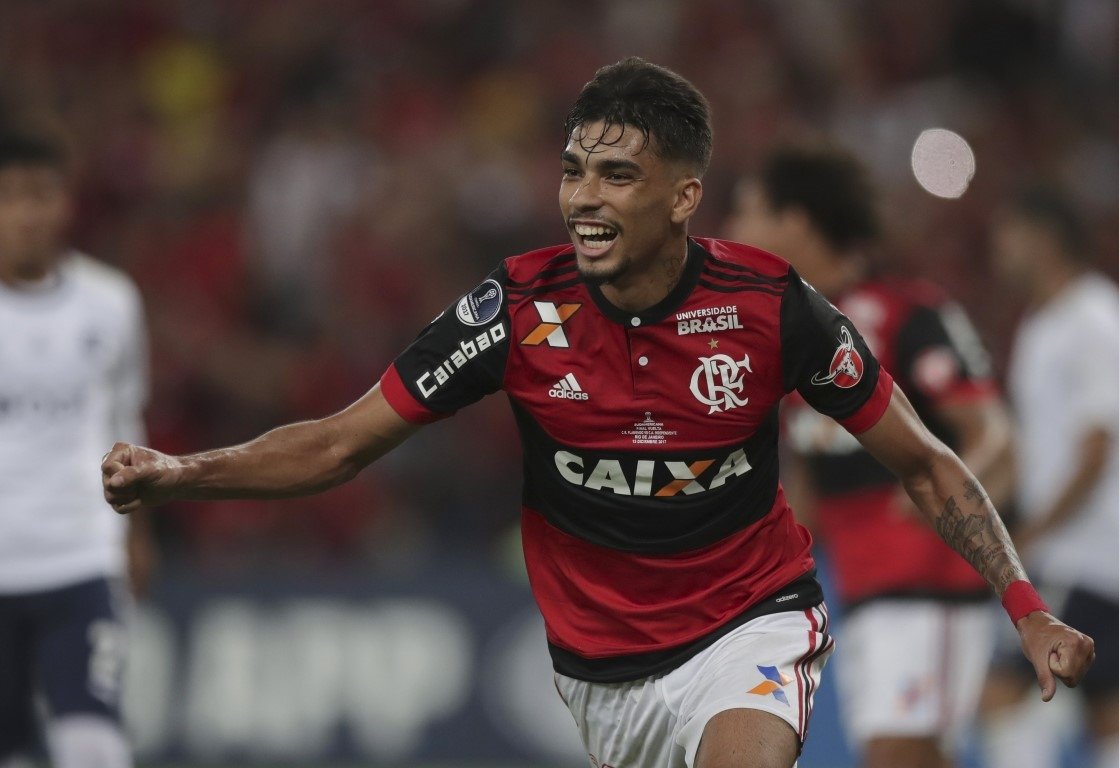 Lucas Paqueta’yı ver, Vagner Love’ı al