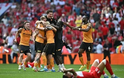 Hull City Premier Lig’e yükseldi!