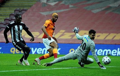 Son dakika spor haberleri: Galatasaray-Beşiktaş önce ofsayt sonra gol kararı! İşte o pozisyon