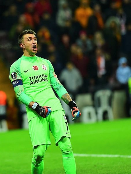 Galatasaray’dan 300 milyonluk plan!