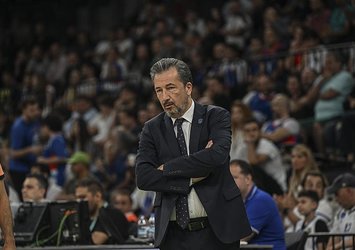 Anadolu Efes'te flaş ayrılık!