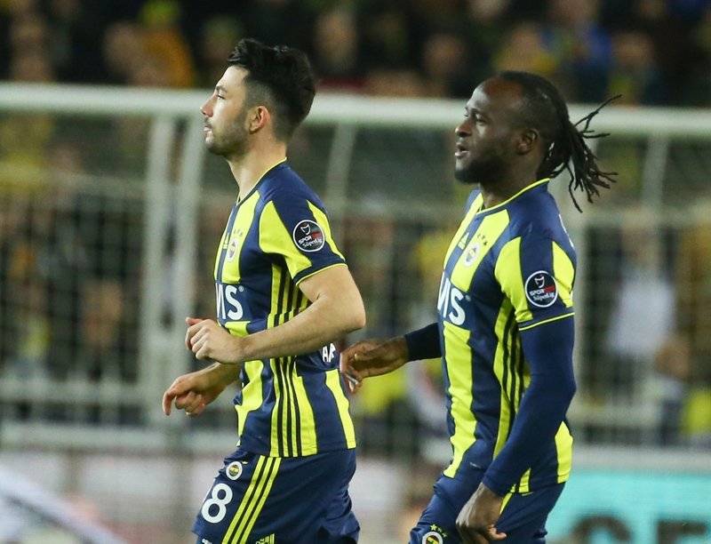 Fenerbahçe’de yıldız isim kadro dışı!