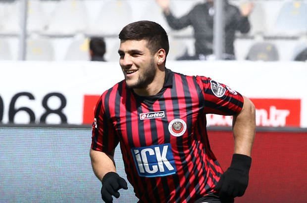 Süleyman Seba sezonunun en iyileri seçildi