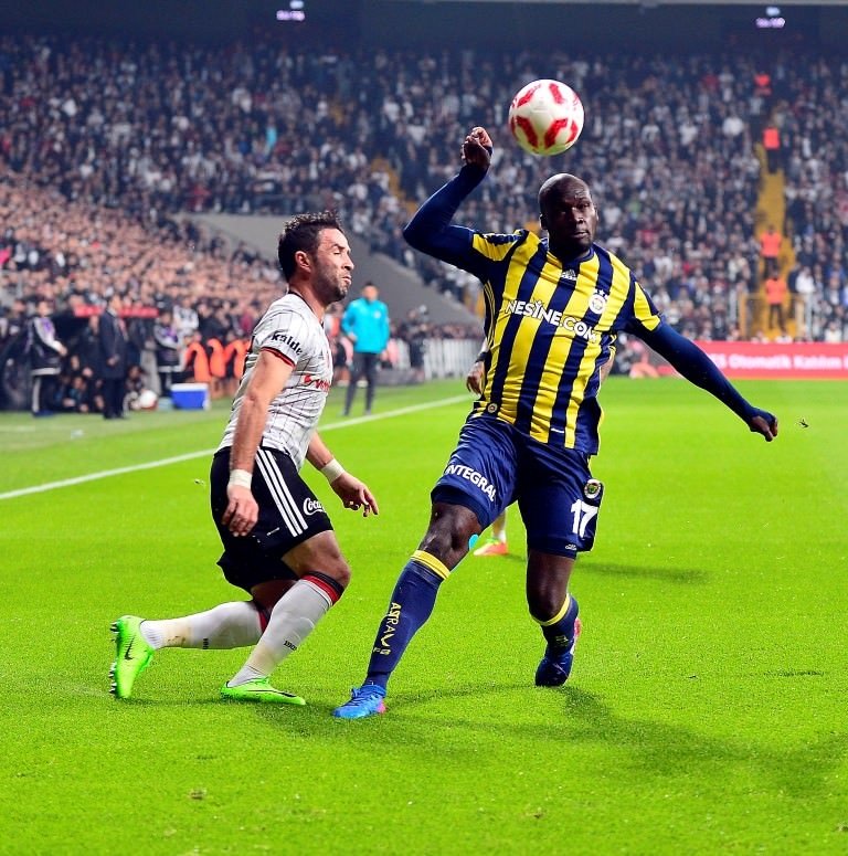 Beşiktaş-Fenerbahçe karşılaşmasından kareler