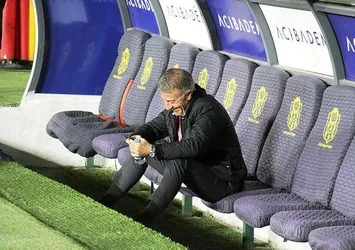 Ağaoğlu 'psikolog' gibi
