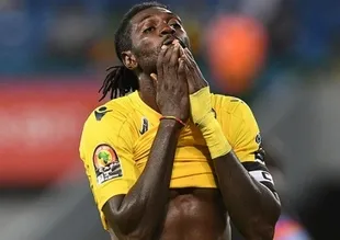 Emmanuel Adebayor Medipol Başakşehir'de