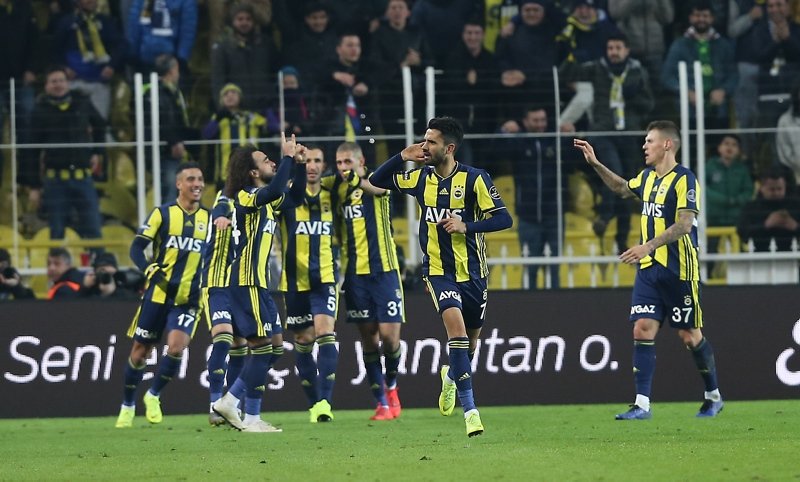 Fenerbahçe’ye 10 transfer lazım!