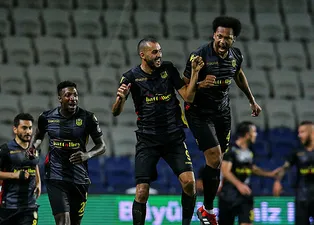 Medipol Başakşehir - Malatyaspor maçından kareler
