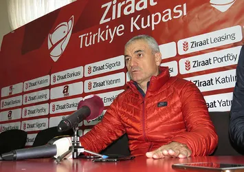 Rıza Çalımbay tedaviye başladı