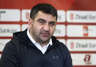 Ümit Özat'tan büyük övgü