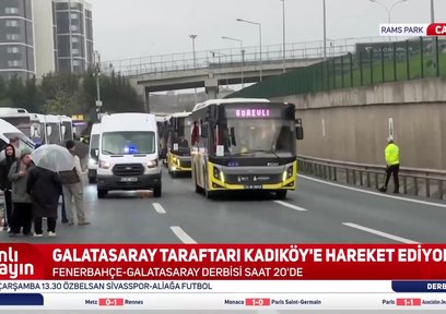 Galatasaray taraftarı Fenerbahçe maçı öncesi Kadıköy'e doğru yola çıktı
