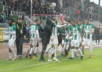 Çotanak ilk 6’yı istiyor