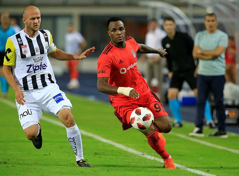 Beşiktaş ’yeni’lere acımıyor!