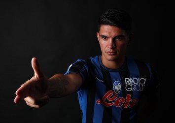 Atalanta’nın yeni transferinden Yusuf Dikeç pozu!