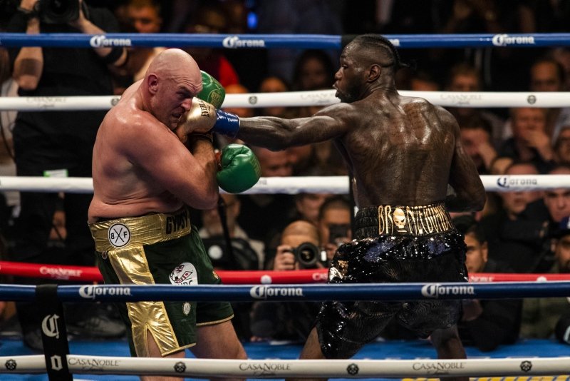Wilder - Fury maçında şok sonuç! İkisi birden sevindi ama...