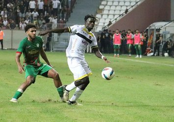 İstanbulspor Amed SK'yı deplasma devirdi!