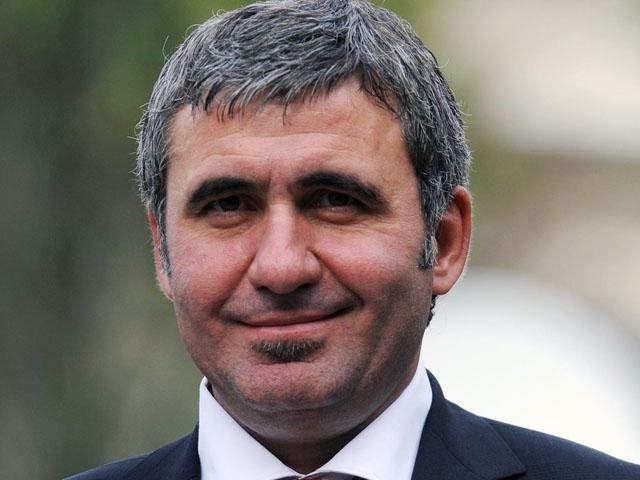 Hagi’nin genç yıldızı Galatasaray’a geliyor