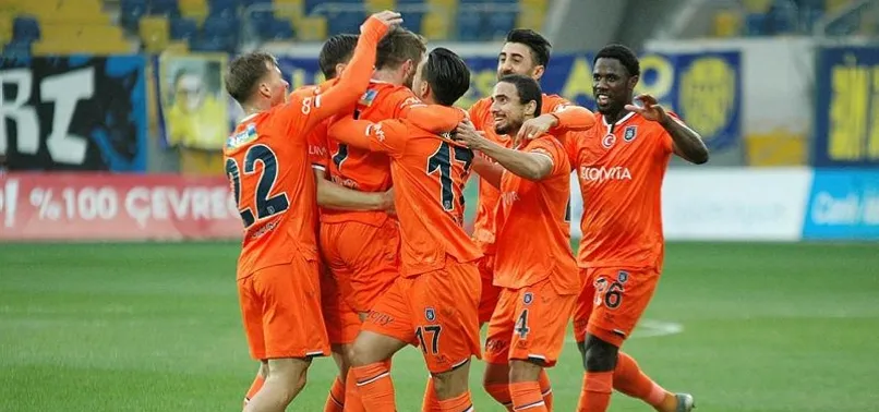 Ankaragücü 1-2 Başakşehir (MAÇ SONUCU-ÖZET)