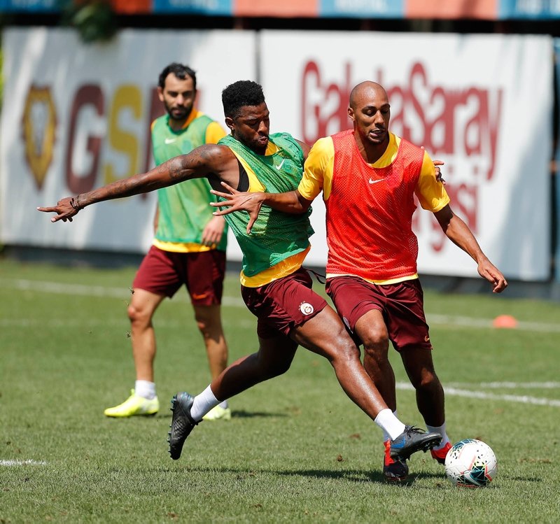 Galatasaray’da beklenmedik transfer gelişmesi!
