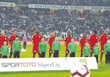 Sural için saygı duruşu