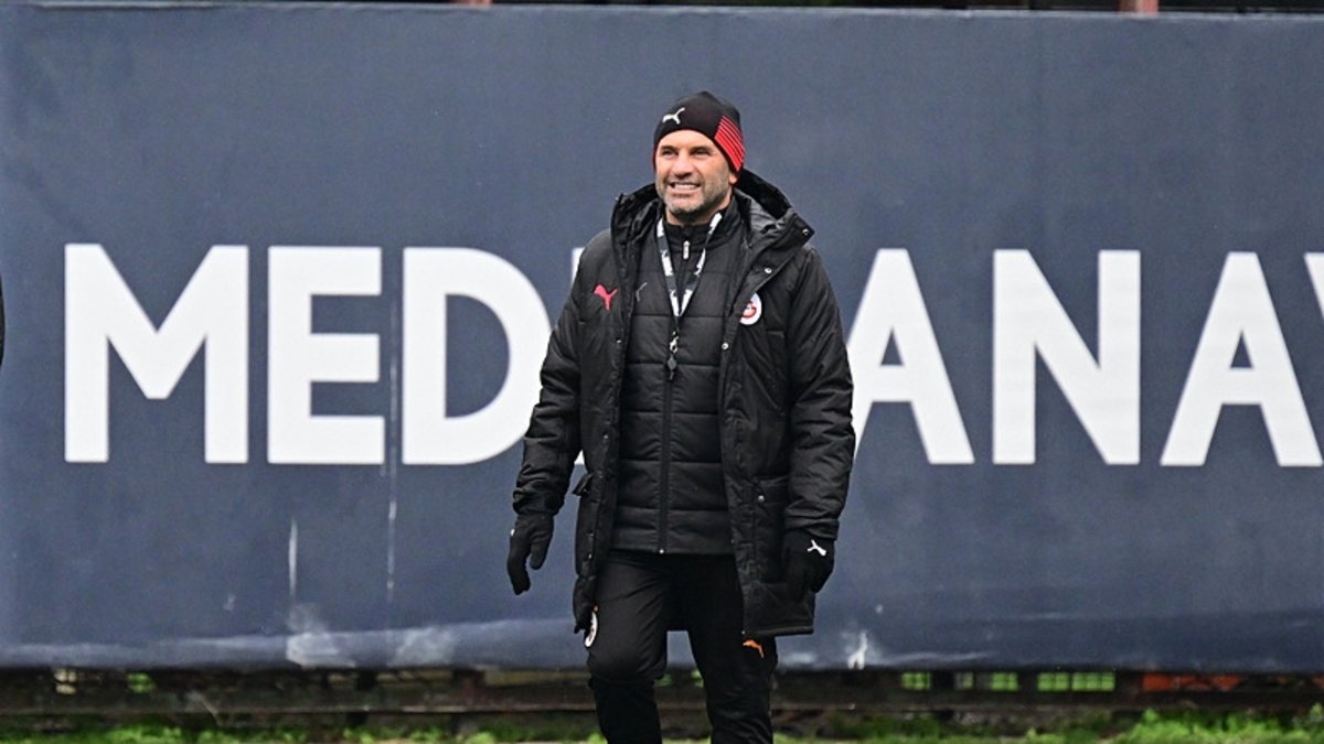 Galatasaray galibiyet peşinde! İşte Okan Buruk'un Çaykur Rizespor maçı muhtemel 11'i Galatasaray galibiyet peşinde! İşte Okan Buruk'un Çaykur Rizespor maçı muhtemel 11'i