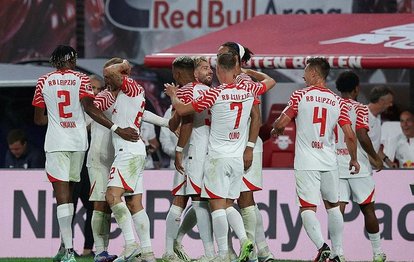 Leipzig 5-1 Stuttgart MAÇ SONUCU-ÖZET | 6 gollü maçta kazanan Leipzig!