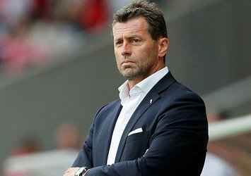 Borussia Dortmund altyapısını Michael Skibbe'ye teslim edecek