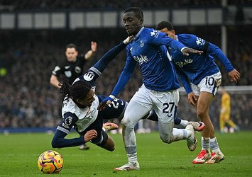 Kritik maçta kazanan Everton!