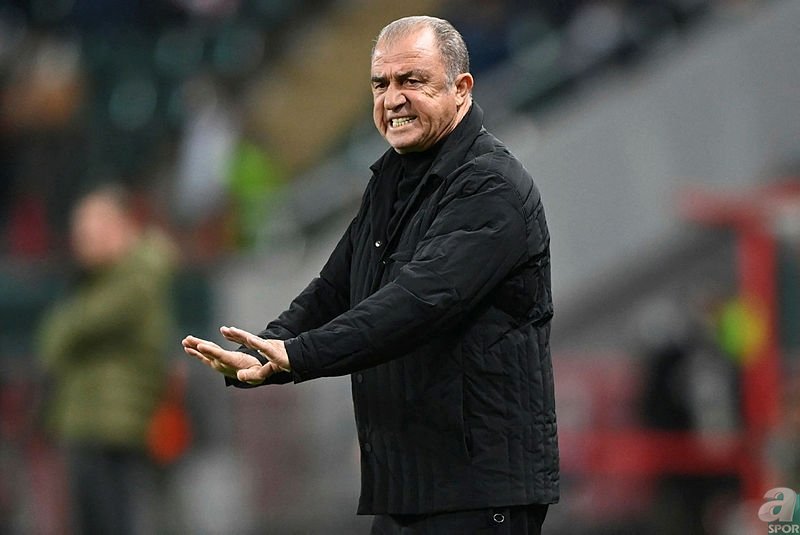 Galatasaray’da ayrılıklar belli oldu! Fatih Terim o isimleri istemiyor...