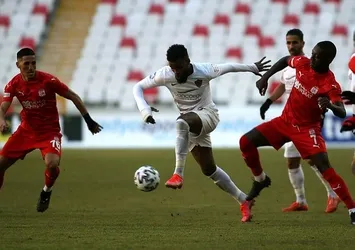 Sivas'ta 2 gol var kazanan yok!