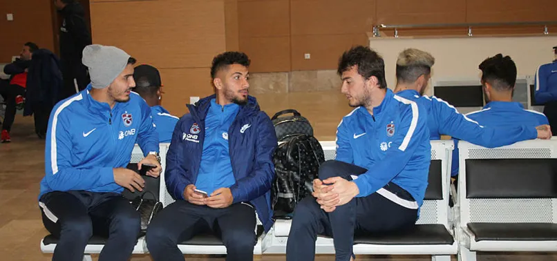 Trabzonspor kafilesi İstanbul'a gitti