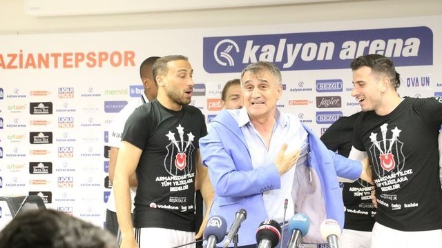 Hem lige hem de şampiyonluğa yabancılar