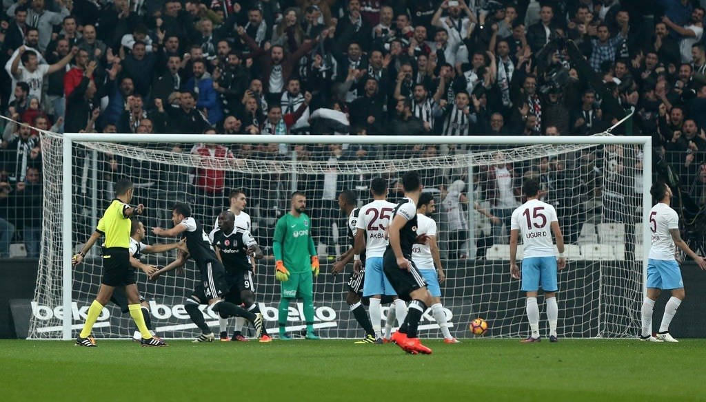 Beşiktaş-Trabzonspor karşılaşmasından kareler