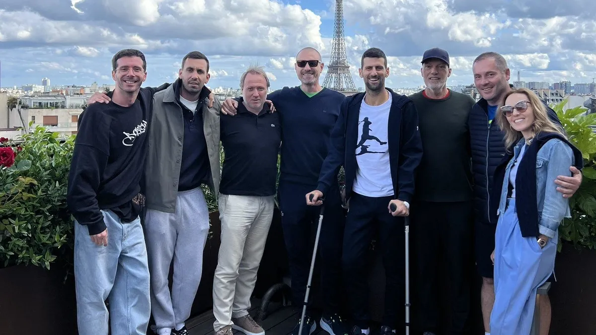 Sırp tenisçi Novak Djokovic ameliyat oldu!