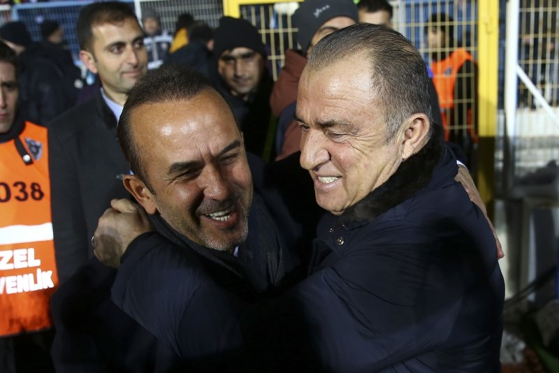 Fatih Terim’den şampiyonluk sözleri! 8 de kapanır 18 de kapanır