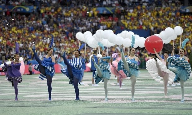 Euro 2016’da açılış nefesleri kesti