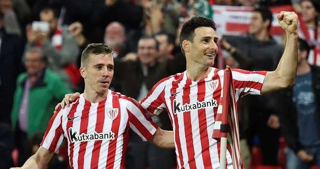 35’lik golcü Aduriz tarihe geçti