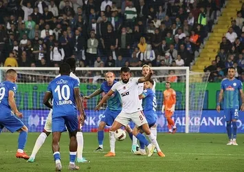 Rize'de gol ofsayta takldı
