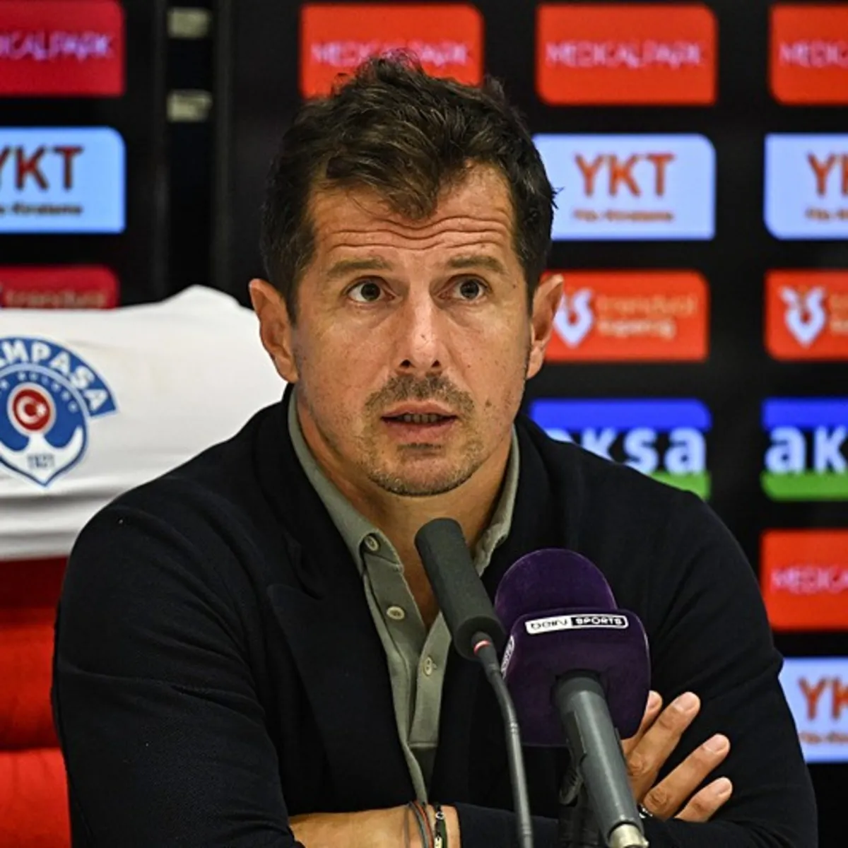 Emre Belözoğlu'ndan hakem tepkisi: Bizi yine zor bir sene bekliyor